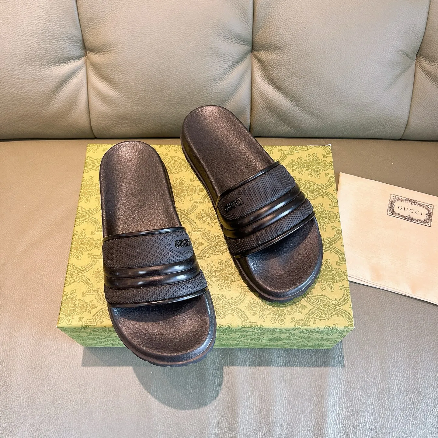 Men's Men's Shoes 130🐮🐮Gucci Gucci Slippers Gucci 2024 latest beach sandals slippers Original molding double G LOGO Original molding consistent Outsole: Men's Men's Shoes u double-layer outsole Size: 35-46